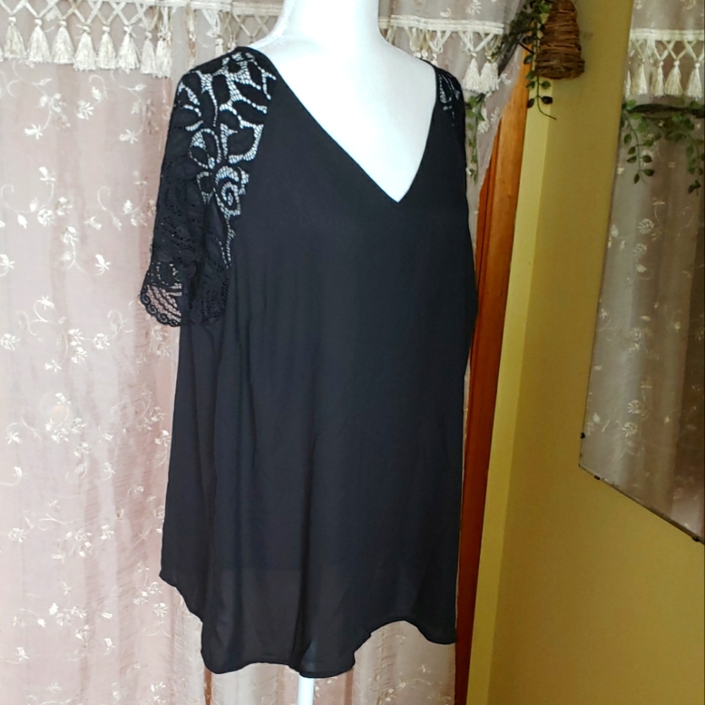 Torrid | Black Blouse Lace Sleeves
